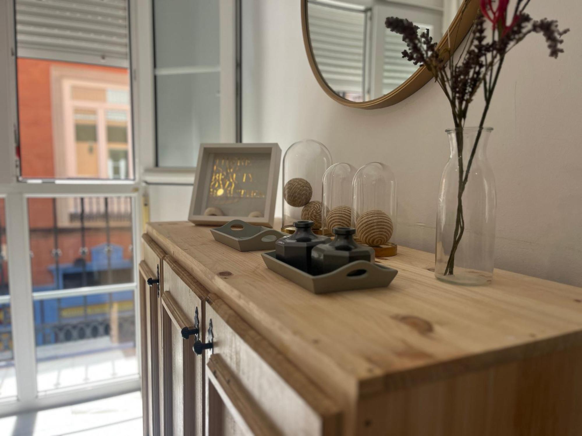 Homely Malaga Atarazanas Eksteriør billede