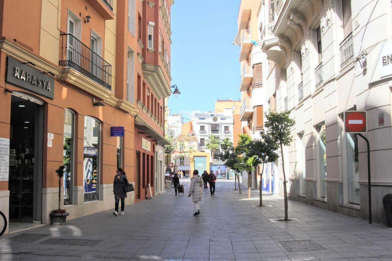Homely Malaga Atarazanas Eksteriør billede